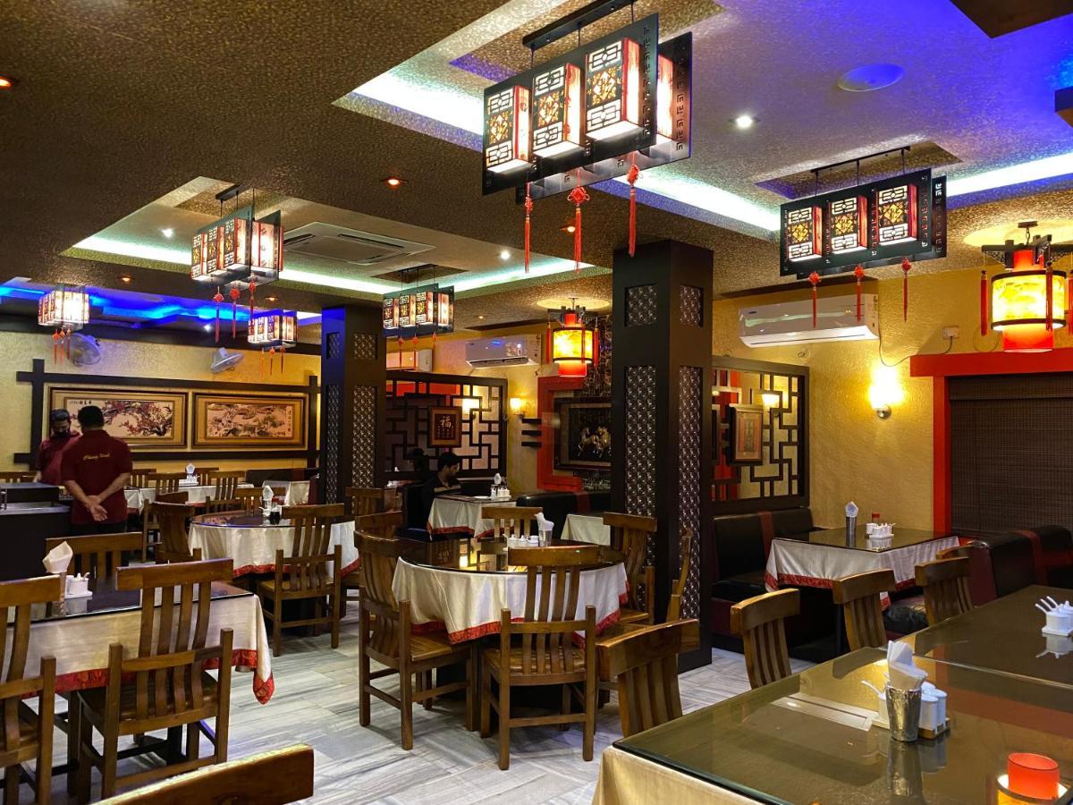 Hotel Lee Garden Near To Blue Flag Beach 500 Mtrs Пури Экстерьер фото