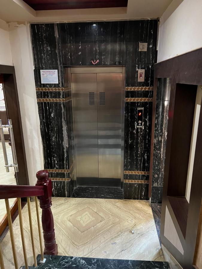 Hotel Lee Garden Near To Blue Flag Beach 500 Mtrs Пури Экстерьер фото