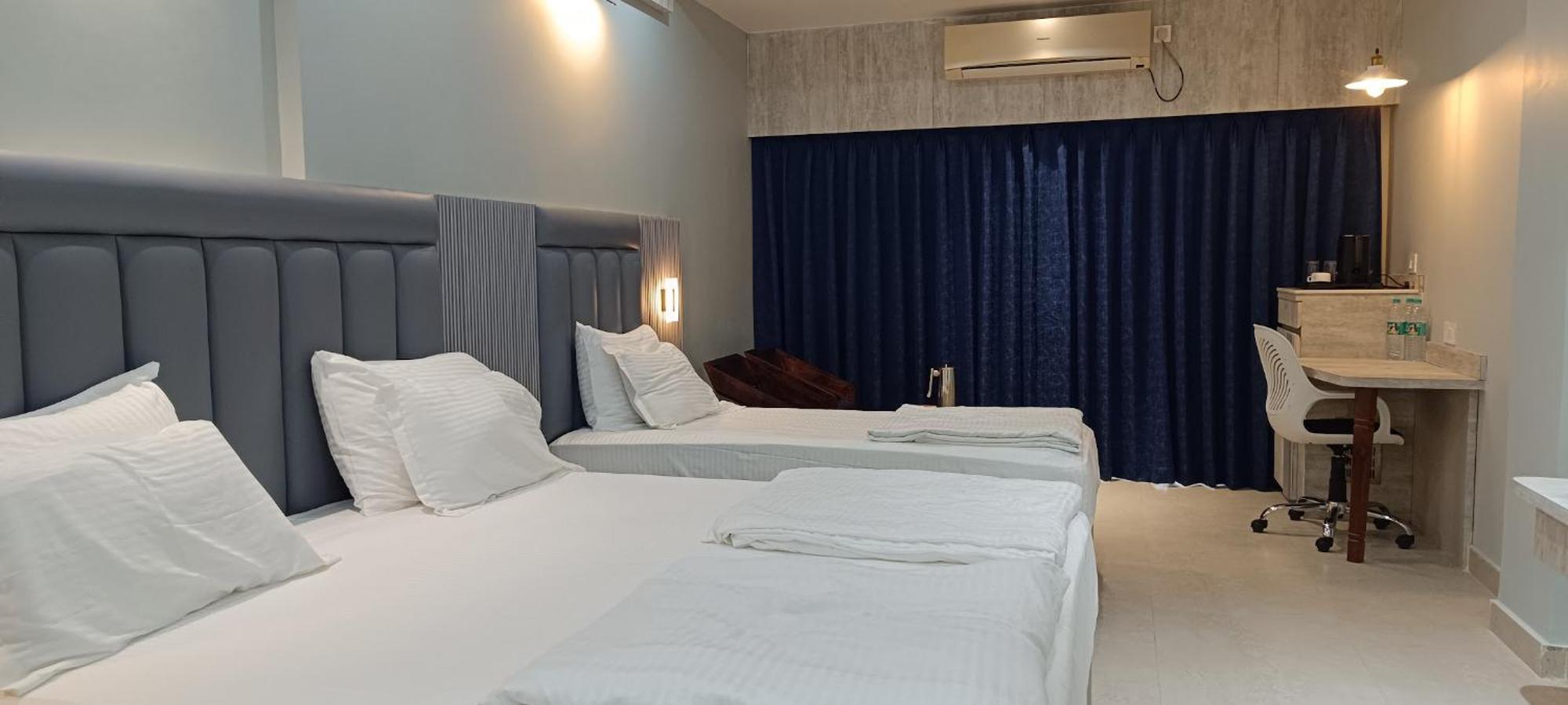 Hotel Lee Garden Near To Blue Flag Beach 500 Mtrs Пури Экстерьер фото